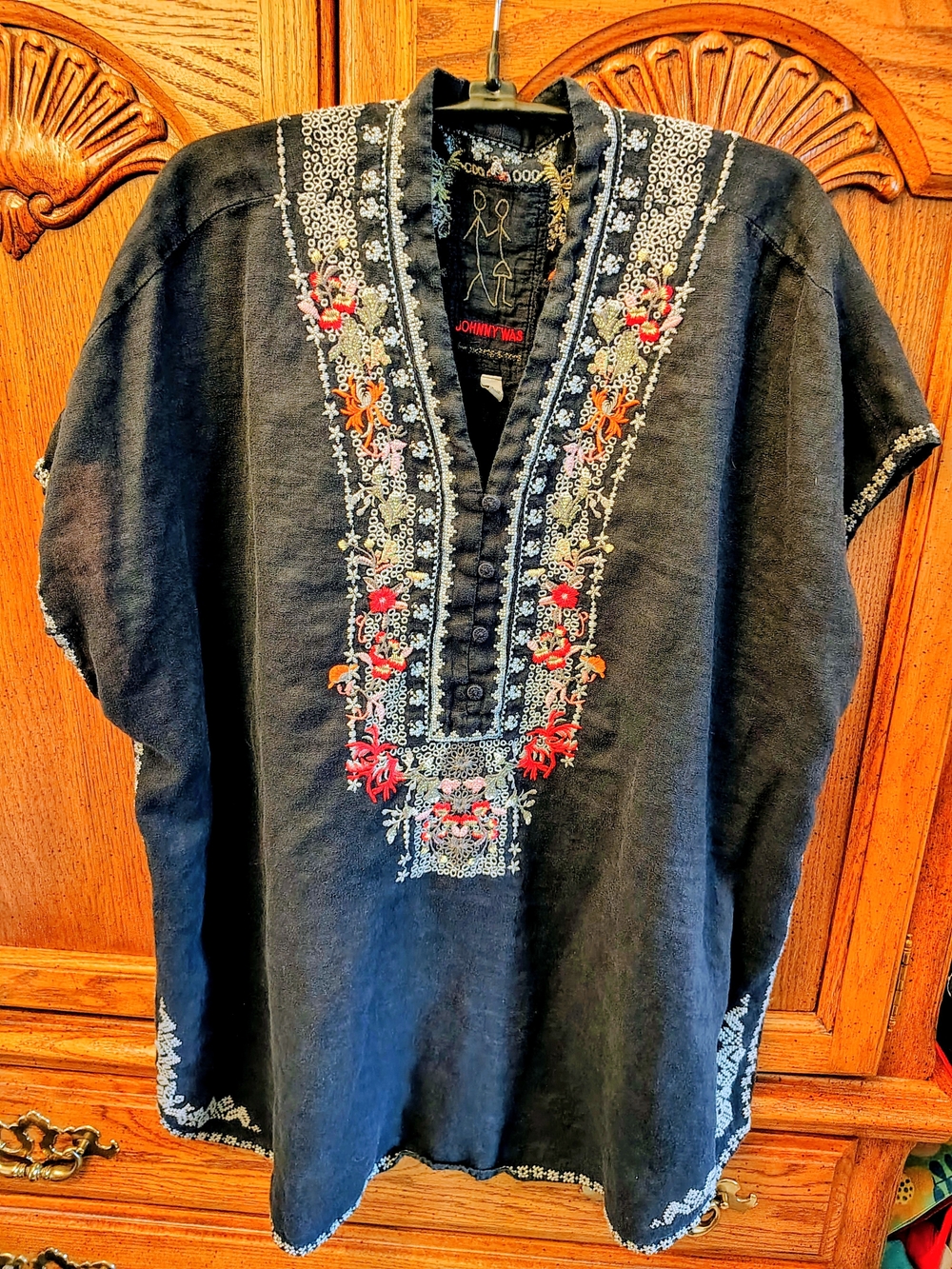 Johnny Was Embroidered Blue Linen Tunic top oversized M